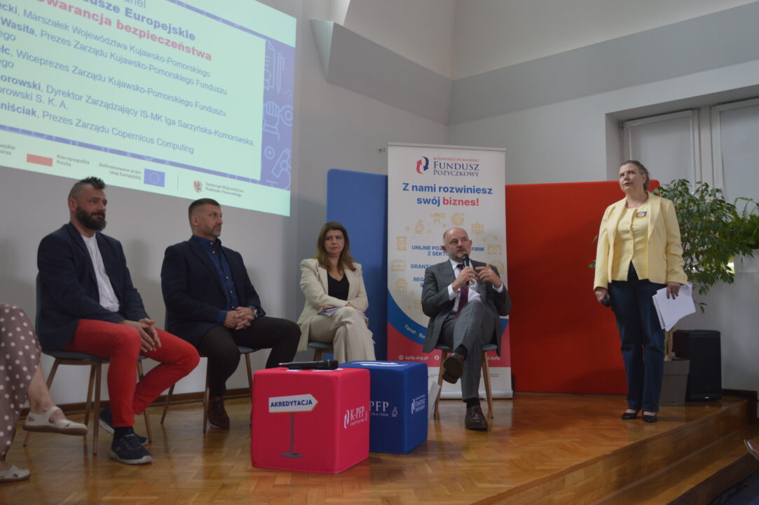 Dzień otwarty w KPFP - paneliści panelu "Fundusze Europejskie Gwarancja Bezpieczeństwa"